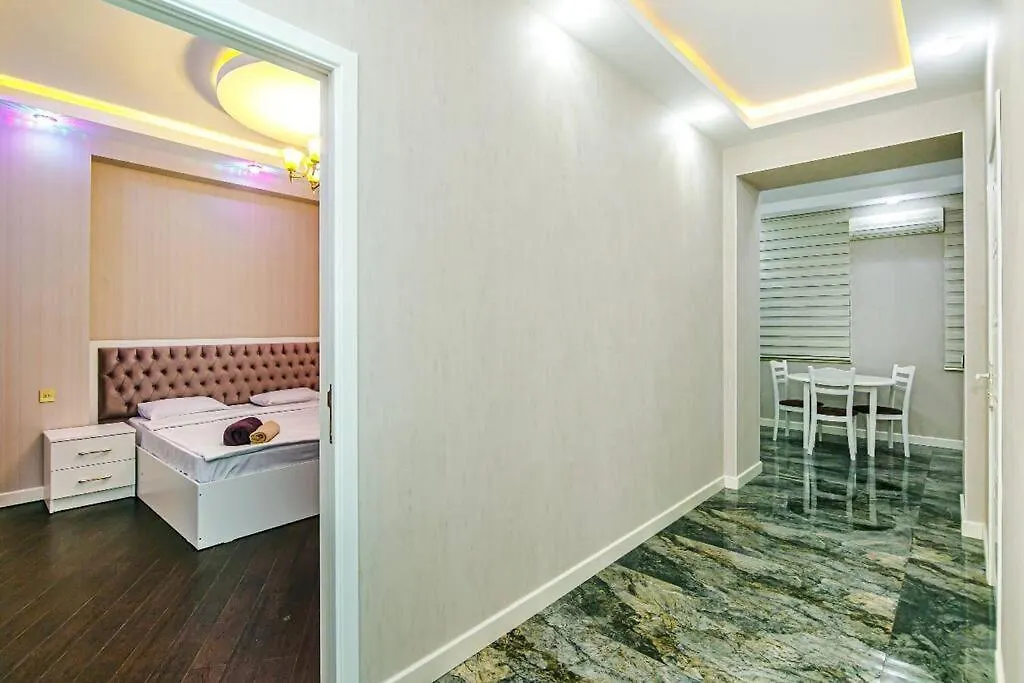 Great House In The Center Apartman Baku