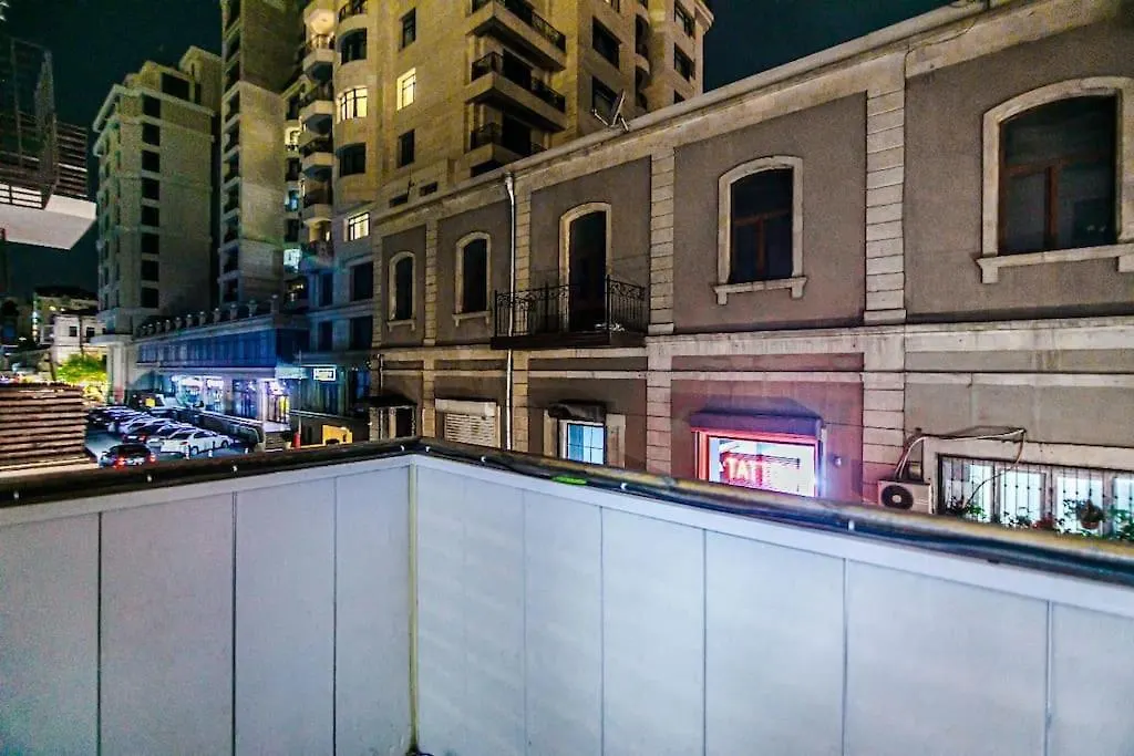 Great House In The Center Apartman Baku
